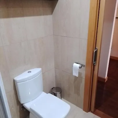 Centrico, Amplio Y Luminoso Apartmán